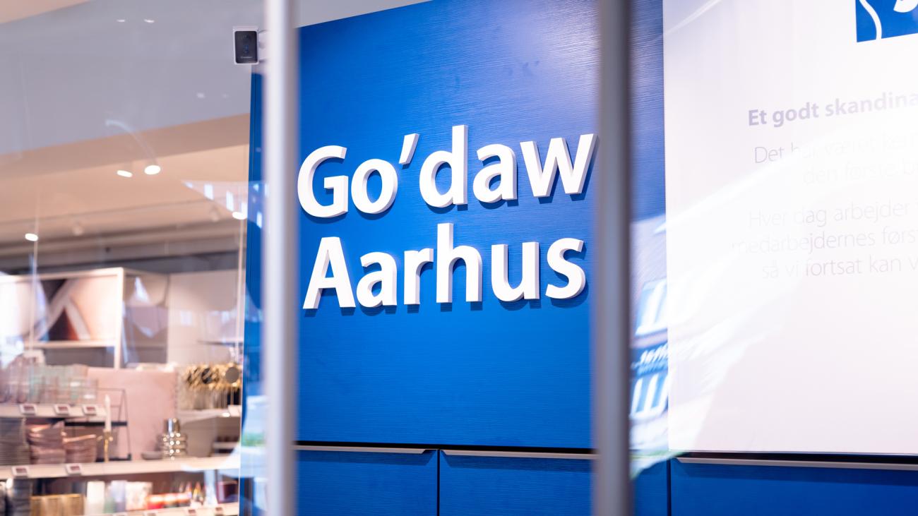 Bag den nye kasse i butikken bliver der sagt ’Go’daw’ til Aarhus.