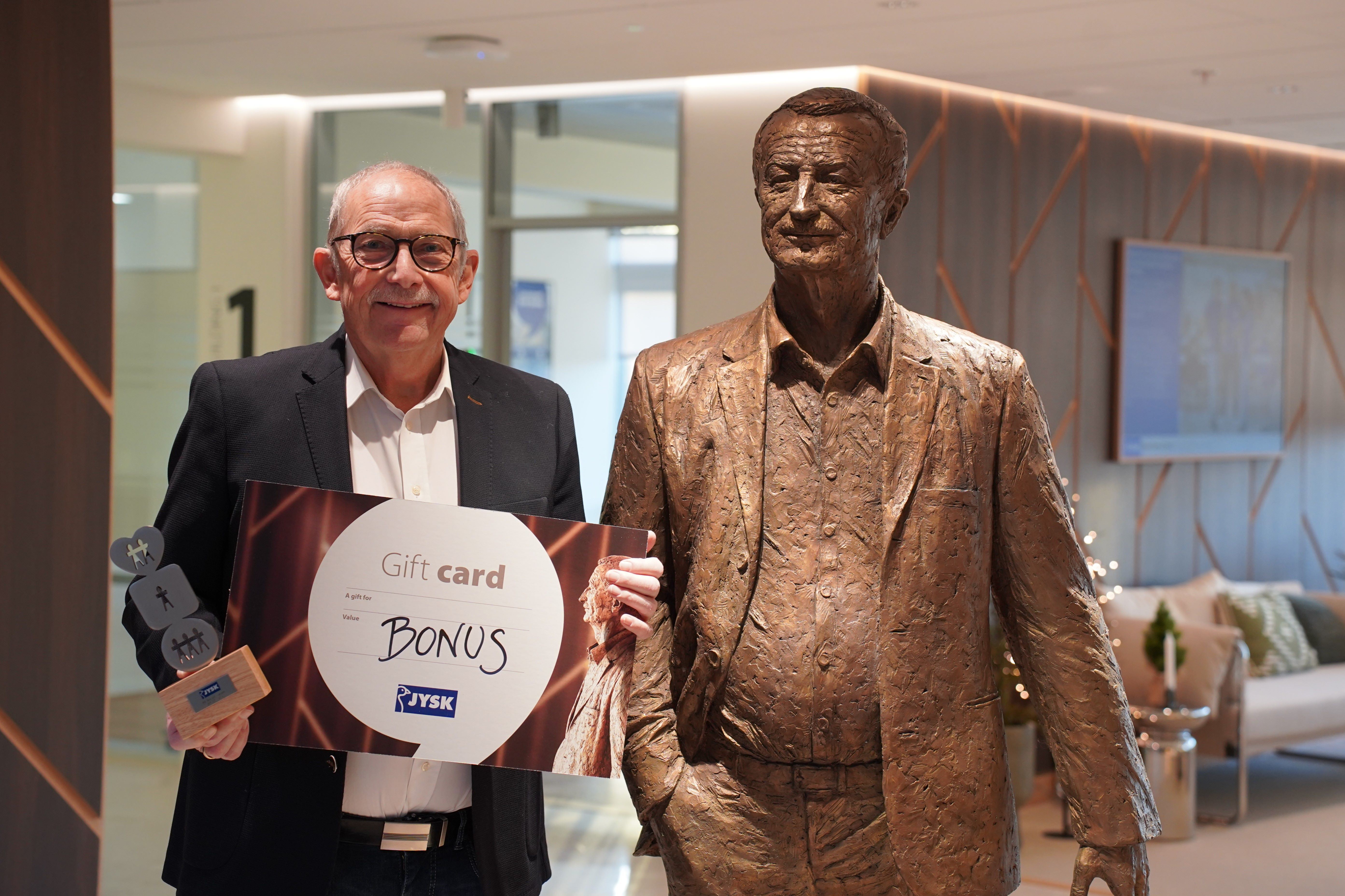 Jørgen Olsen kan fejre 45-års jubilæum i JYSK