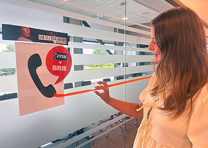 En pärla flyttades för varje gång JYSKs medarbetare rundade Bris telefonnummer i steg under september. 