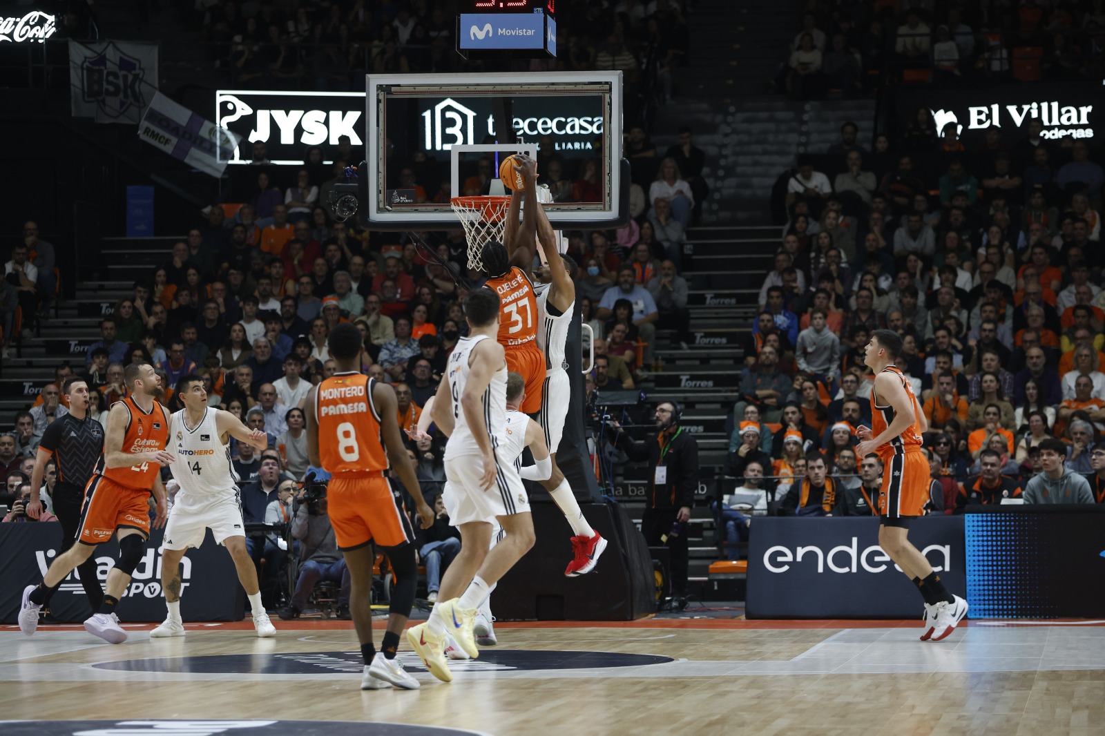 JYSK en Valencia Basket Club