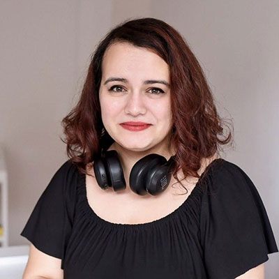 Olivia Vereha, Code for Romania
