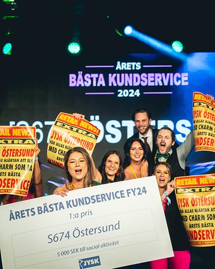 Årets bästa kundsvervice -Team Östersund jublar efter att ha fått pris för att ha levererat årets bästa kundservice 2024. 