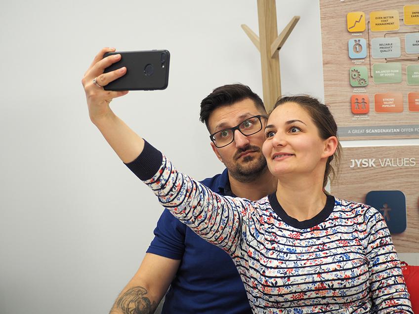 Goerge Ivan și Ana Niloș își fac un selfie