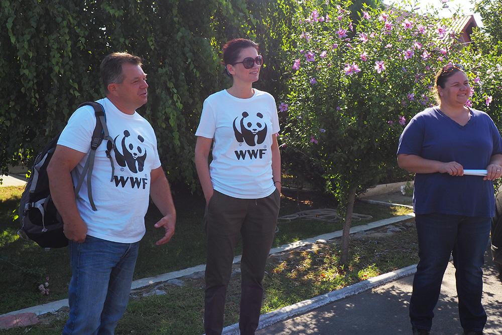 Cristian Mititelu-Răileanu (Specialist proiect ape dulci WWF-Romania) și Hanny Bratu (Manager Marketing și Fundraising WWF-România)