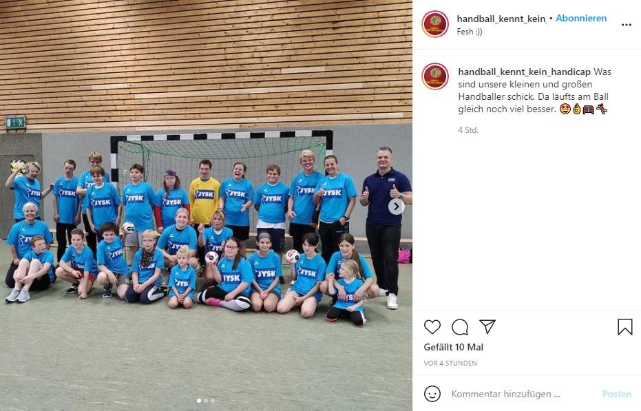 Das Team "Handball kennt kein Handicap" aus Hannover freute sich über neue Trikots, die von District Manager Ricardo überreicht wurden. Mittlerweile wurde eine zweite Mannschaft eröffnet.