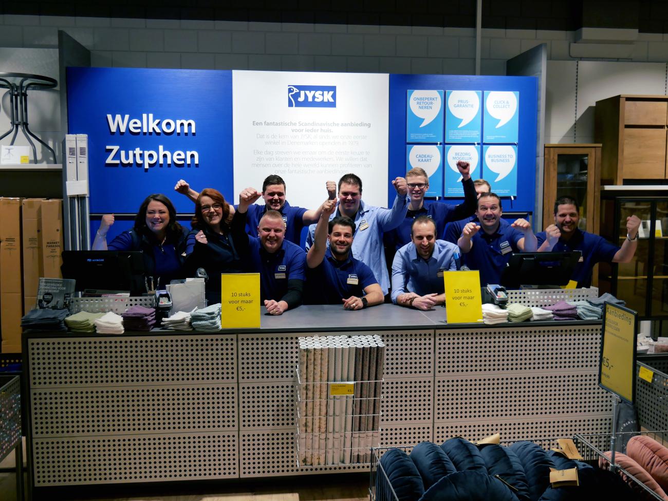 Het team in Zutphen vlak voor de heropening.