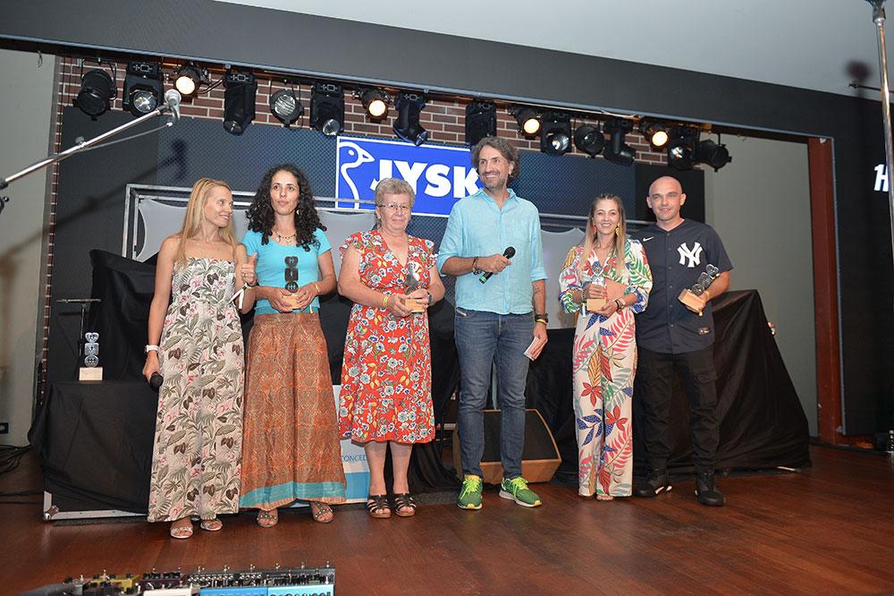 Colegii care au împlinit 15 ani în JYSK au fost premiați