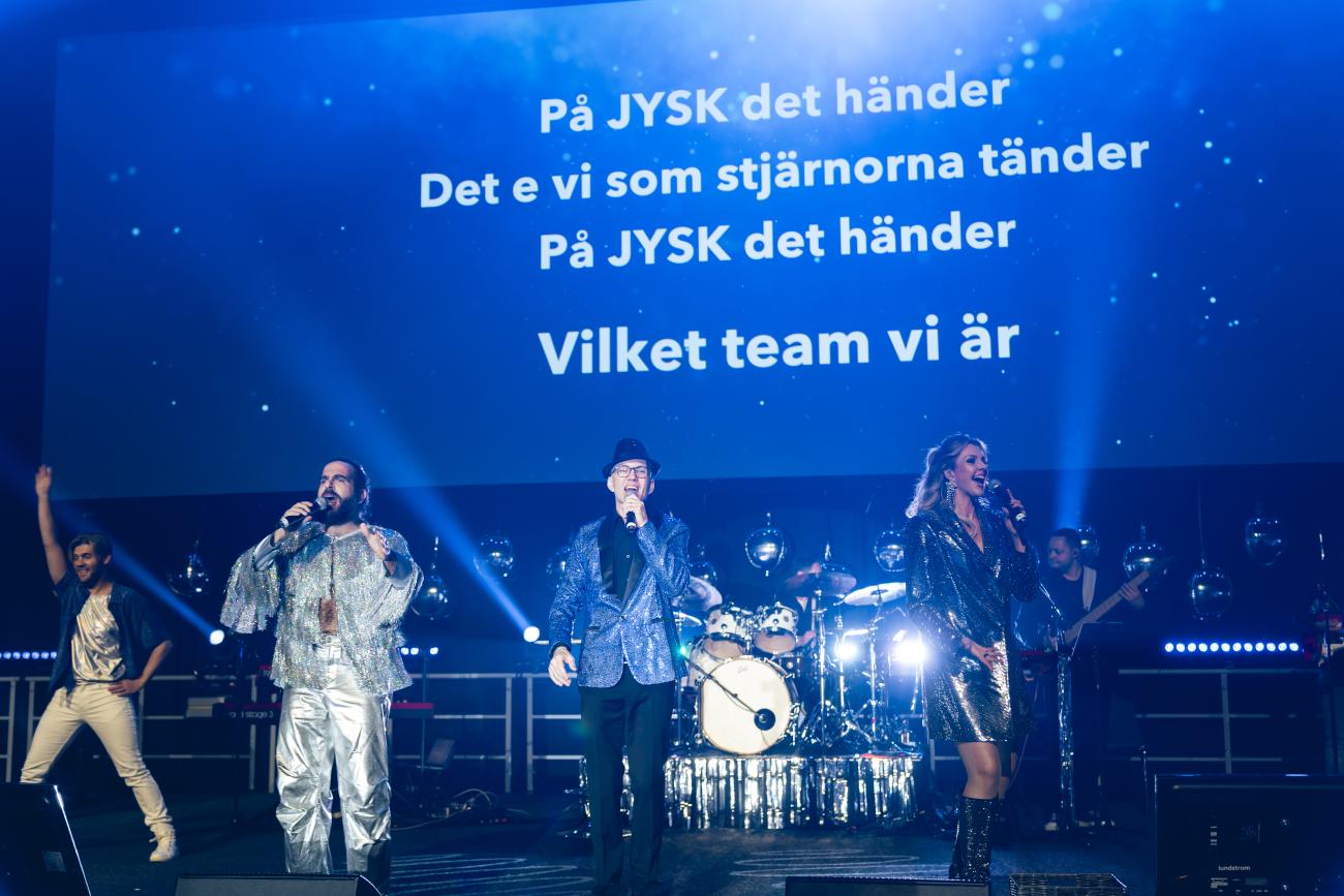 Christian från JYSK Kållered uppträdde för sina kollegor. Foto: Joakim Thörne.