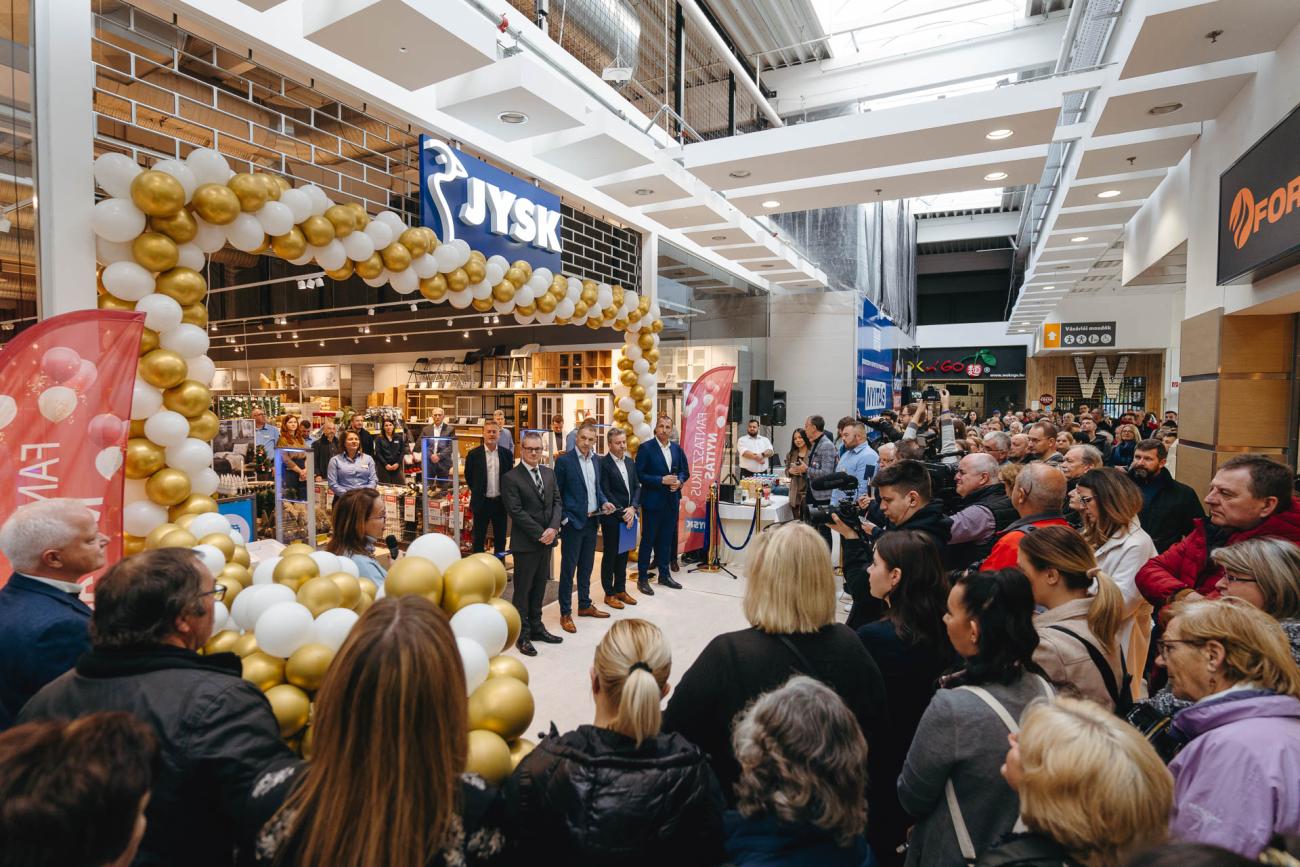 JYSK store number 100 sets record in Hungary