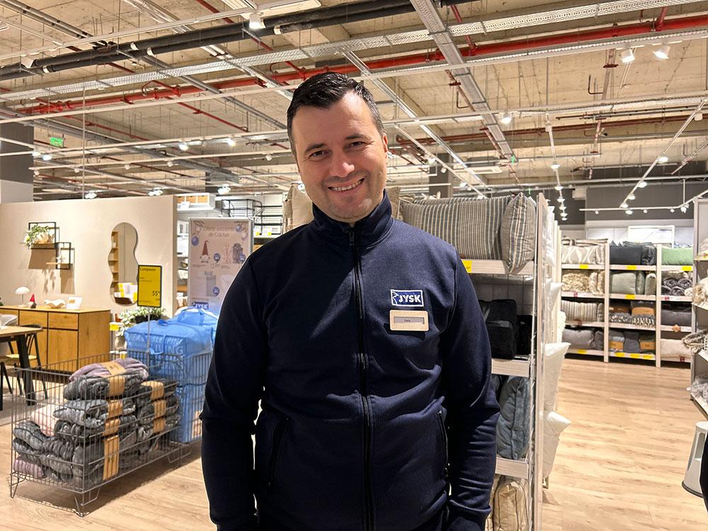 Liviu Apreotesei, Retail Manager