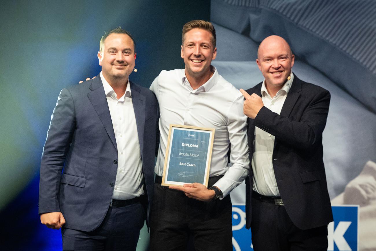 Braulio Marcé, District Manager in JYSK Spain, wins in the category: Best Coach